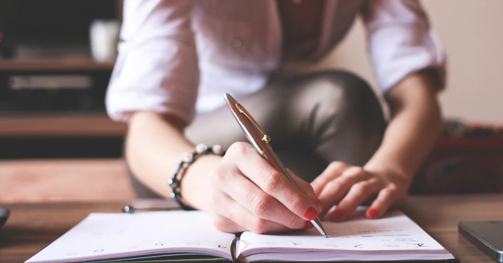 Agenda artigianale: il compagno ideale per organizzare la tua vita